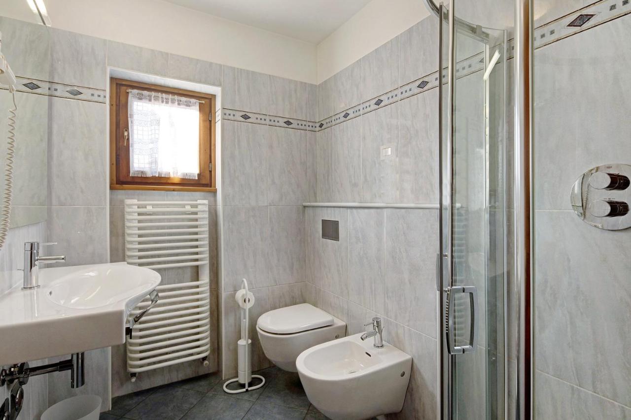 Chalet Meridiana Appartamento 4 Livigno Esterno foto